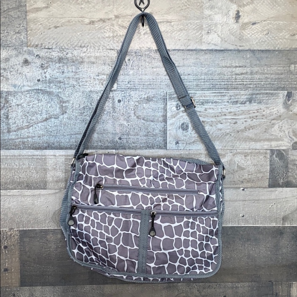 New Eddie Bauer Sport Bag With Matching Wallet